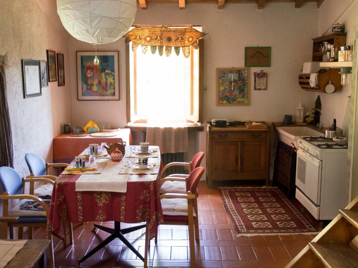 Casa La Valle, Gubbio, Frazione Santa Cristina Bed & Breakfast ภายนอก รูปภาพ