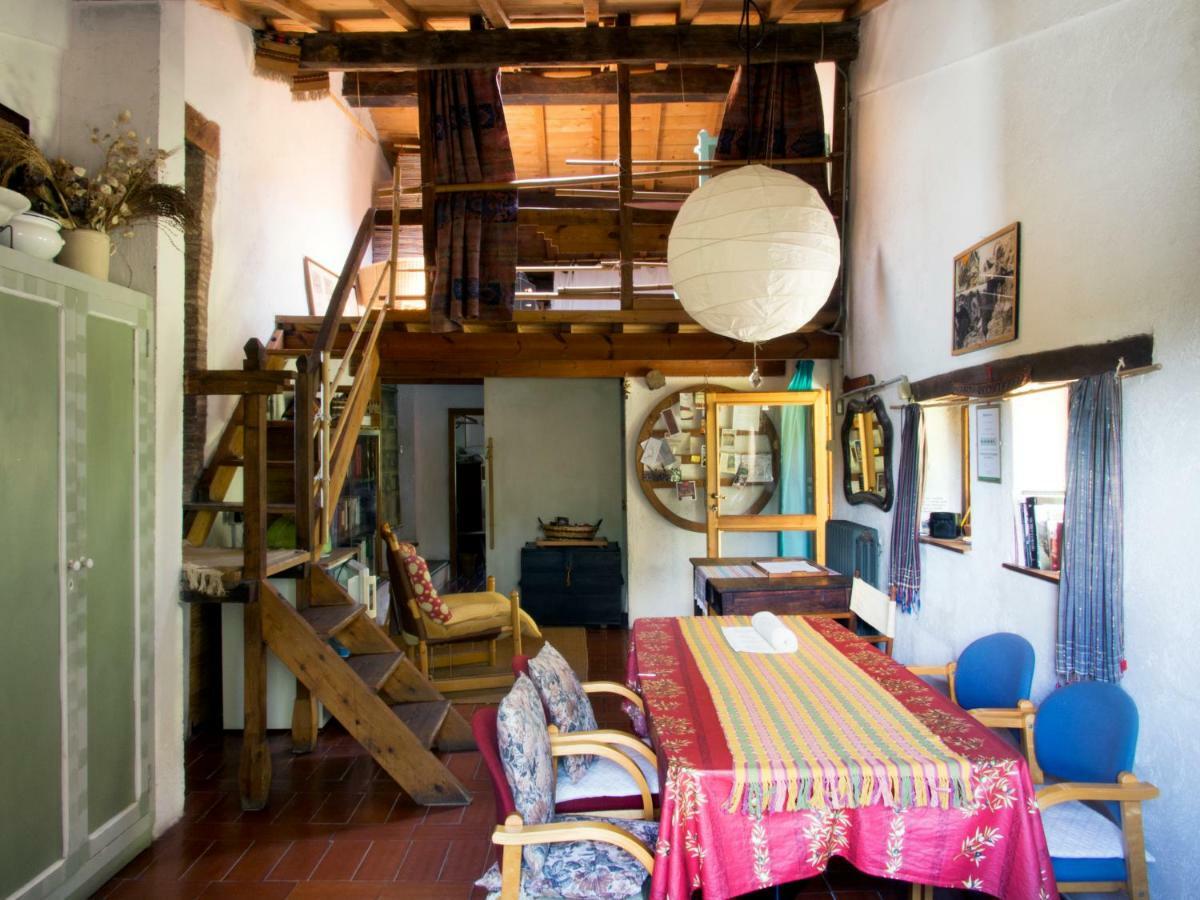 Casa La Valle, Gubbio, Frazione Santa Cristina Bed & Breakfast ภายนอก รูปภาพ